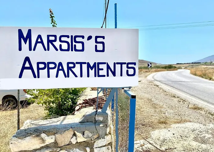 Amazing Blue Marsis Apartment In Paros